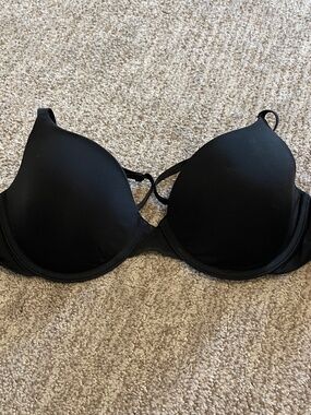 GapBody Black T Shirt Bra 34B Smooth Convertible Everyday Bra Minimalist